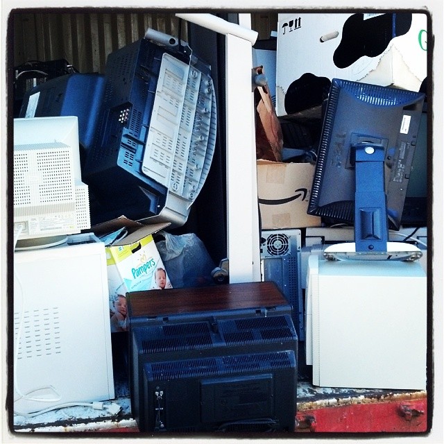 In_Illinois_even_small_electronics_cannot_be_thrown_in_the_regular_trash._We_just_recycled_our_a_in_less_than_5_minutes._Drop_off_at_public_works_in_Grayslake_Mon.sat.__recycle__greentip__lillakeco__visitlakecounty