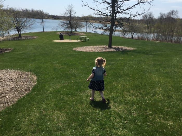 lake county forest preserves with playgrounds