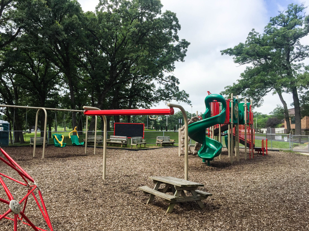 Hart Park Playground Profile | LittleLakeCounty.com