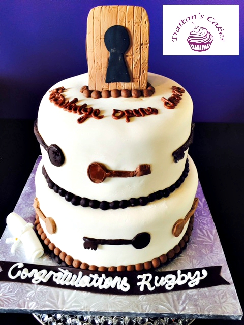 custom gradutaion cake