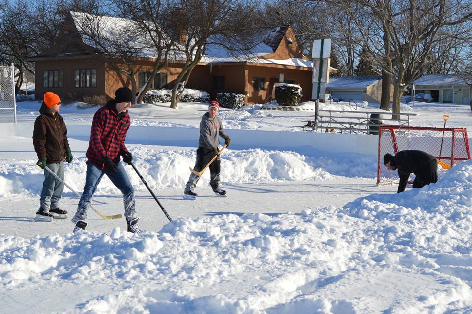 Ice skating and ice hockey available on the free outdoor rink at Keith Mione Community Park & Lyons Park in Mundelein. Photo courtesy of Mundelein Park District Facebook Page.