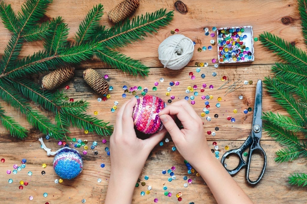 10 Creative Holiday Gifts for Teachers