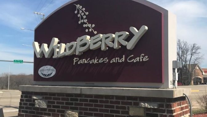 wildberry pancakes and cafe libertyville